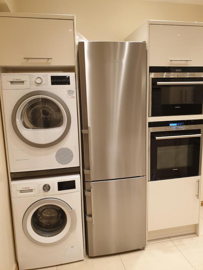 London Luxury Apartments 5 Min Walk From Ilford Station, With Free Parking Free Wifi Экстерьер фото