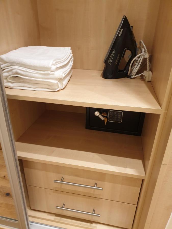 London Luxury Apartments 5 Min Walk From Ilford Station, With Free Parking Free Wifi Экстерьер фото