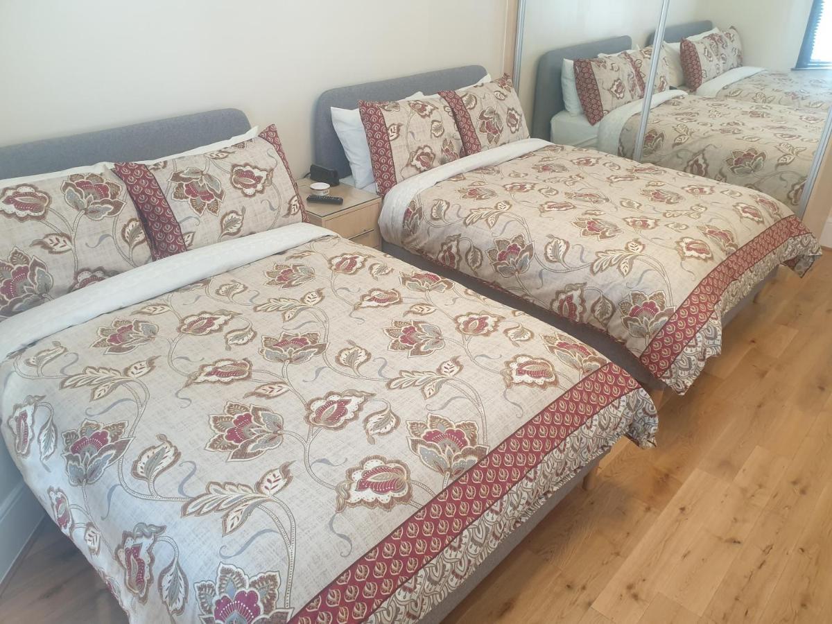 London Luxury Apartments 5 Min Walk From Ilford Station, With Free Parking Free Wifi Экстерьер фото