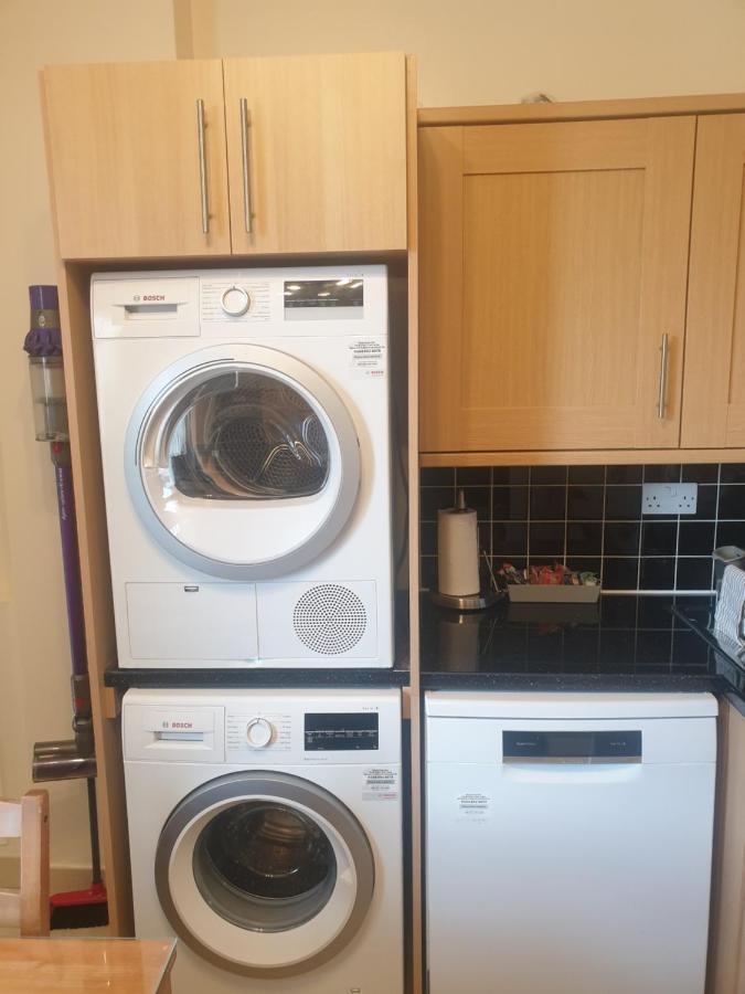 London Luxury Apartments 5 Min Walk From Ilford Station, With Free Parking Free Wifi Экстерьер фото